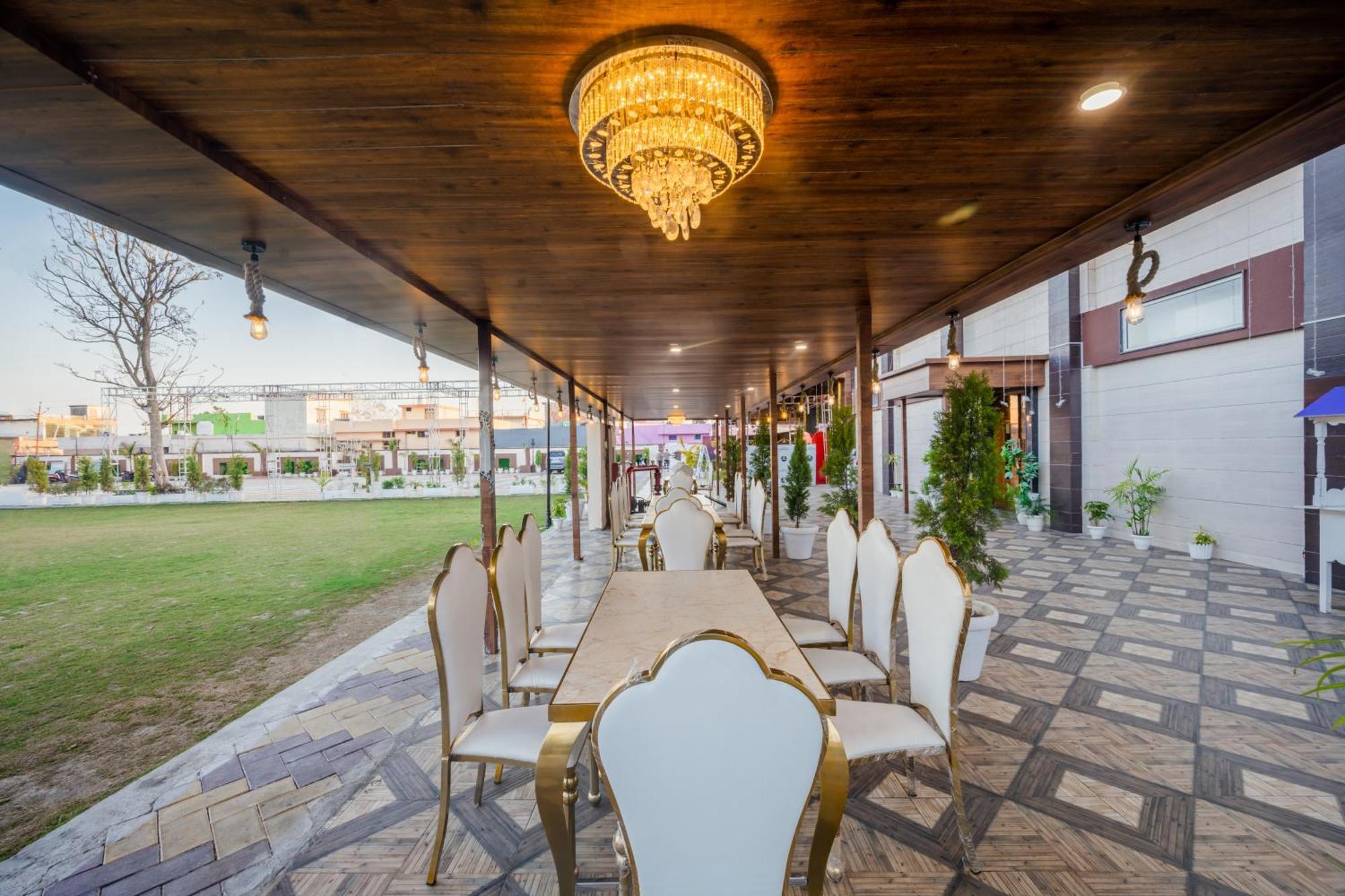Hotel Vasdaa Grand Dehradun Ngoại thất bức ảnh