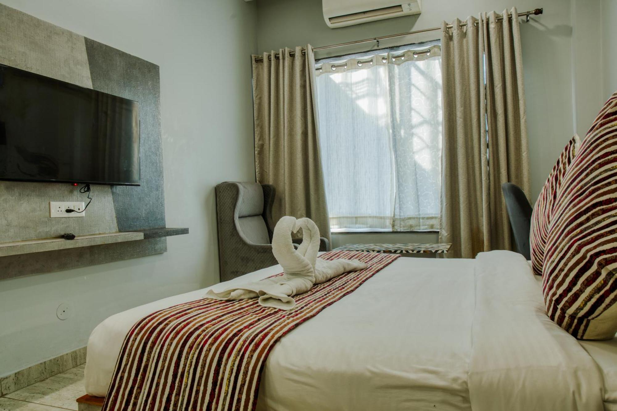 Hotel Vasdaa Grand Dehradun Ngoại thất bức ảnh